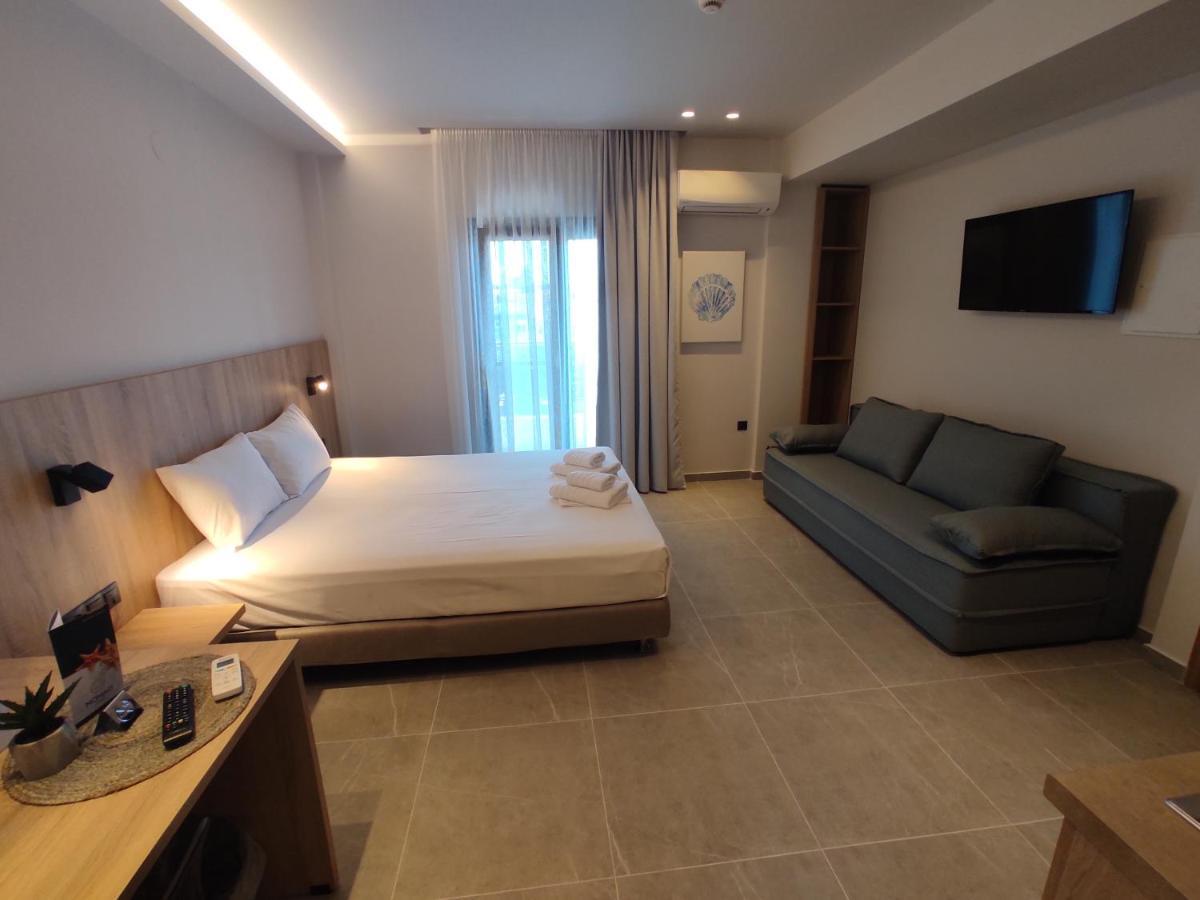 Nomad Hotel Paralia Esterno foto